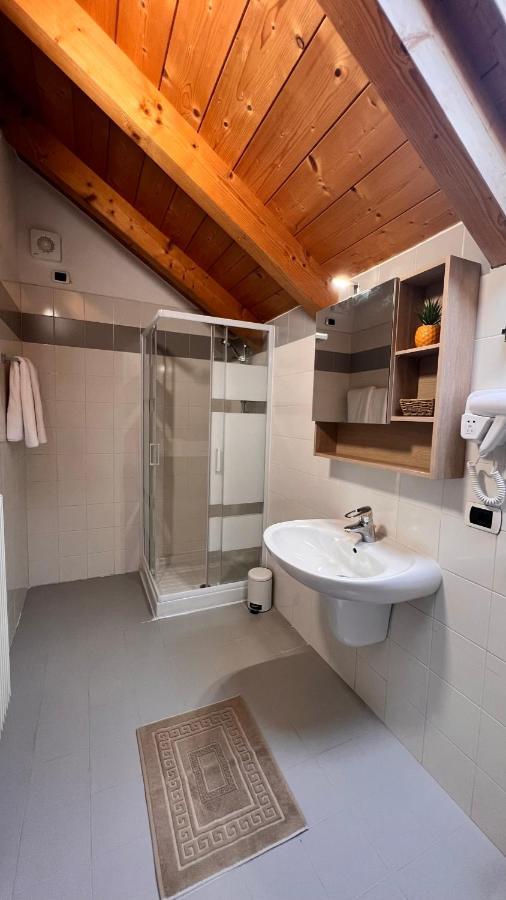 Mendel Stube Hotel Каварено Екстериор снимка