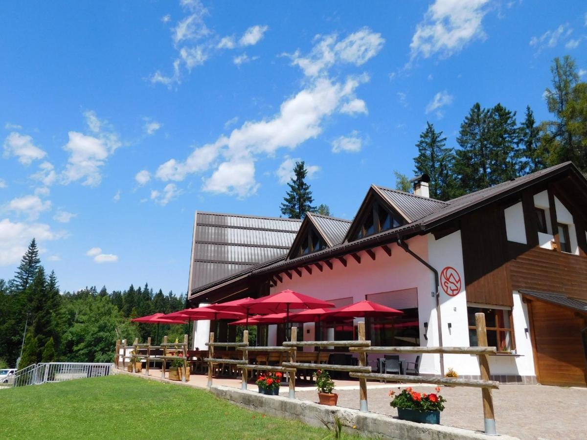 Mendel Stube Hotel Каварено Екстериор снимка